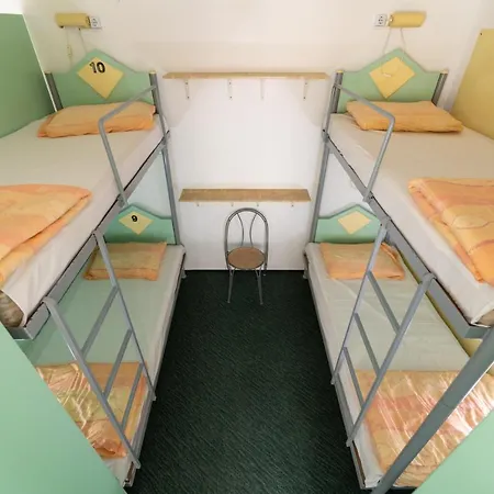 Hostel Mp *