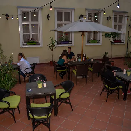Mp Hostal