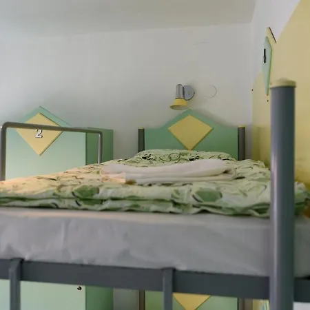 Mp Hostel *